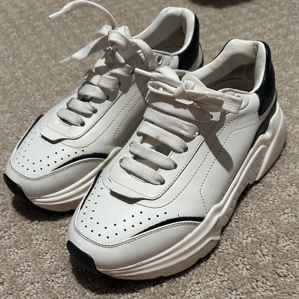 Dolce & Gabbana White and Black Leather Sneakers